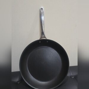 Le Creuset 12" Toughened Non-Stick PRO Fry Pan